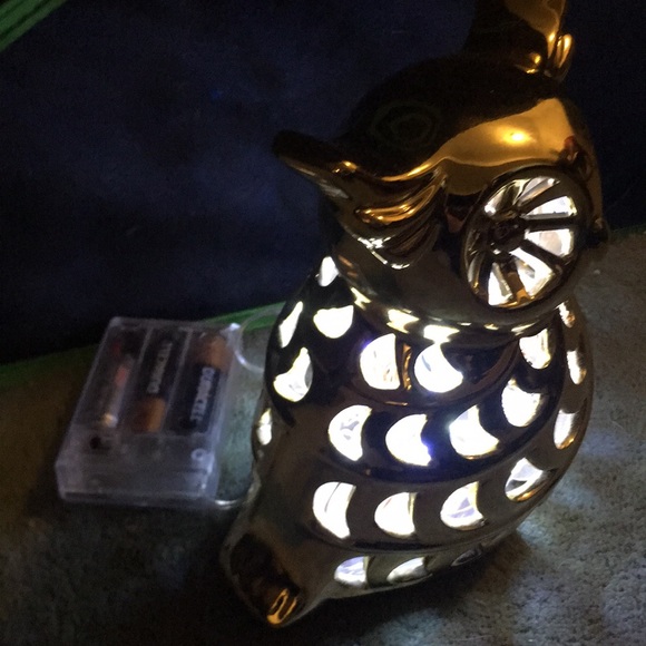 Light up gold owl - Picture 2 of 2